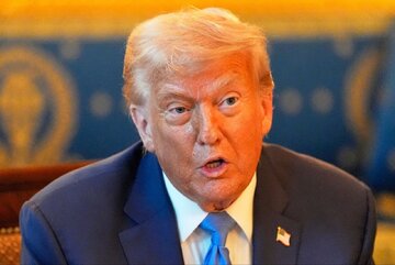 ترامپ:من درباره روسیه تصمیم میگیرم/روز دوشنبه بیانیه بزرگی خواهم داد/هزینه تسلیحات اوکراین به عهده اروپا است/اعمال تعرفه 35 درصدی بر کانادا ترامپ:من درباره روسیه تصمیم میگیرم/روز دوشنبه بیانیه بزرگی خواهم داد/هزینه تسلیحات اوکراین به عهده اروپا است/اعمال تعرفه 35 درصدی بر کانادا